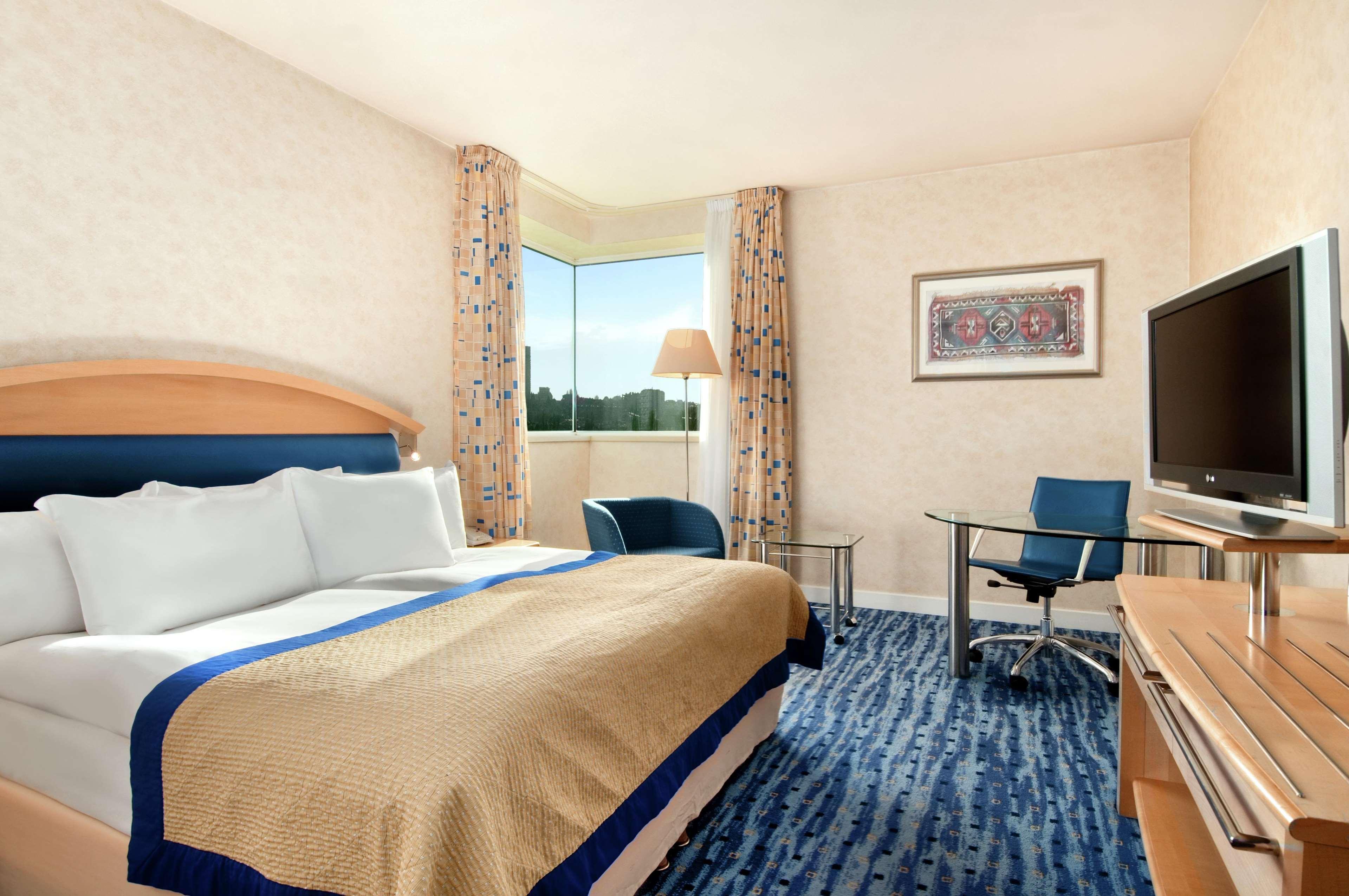 Hilton 5* Sofia